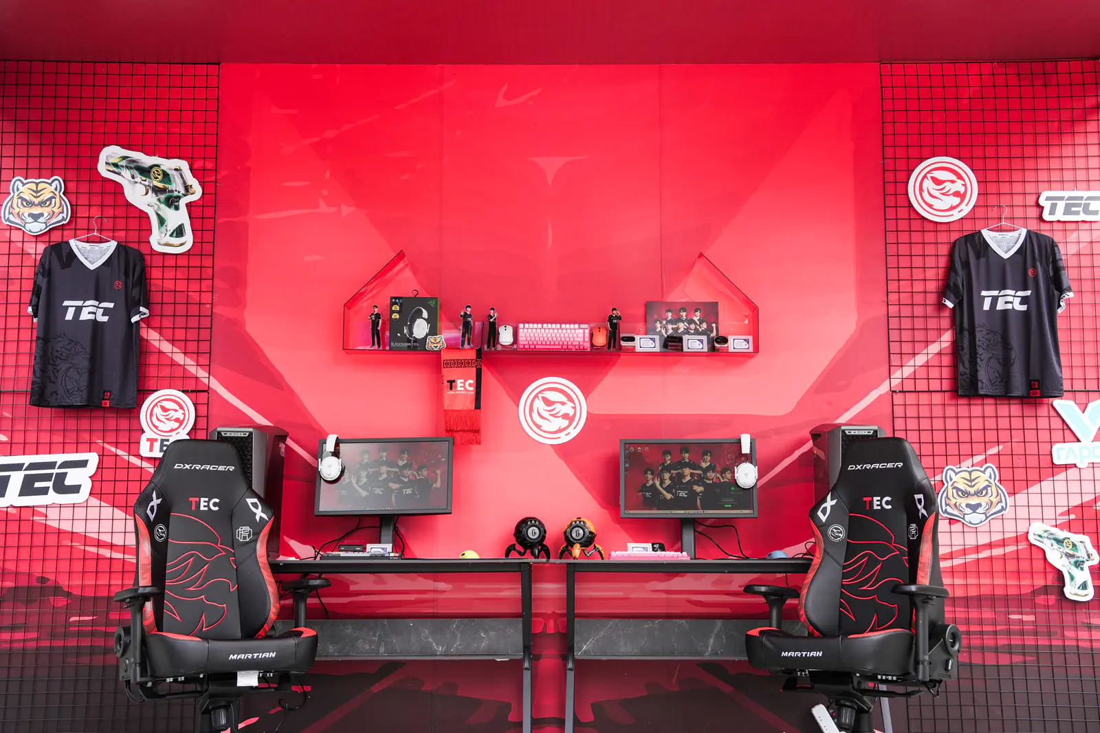 双线赋能电竞产业!迪锐克斯重磅亮相无锡高新区电竞盛会与TEC俱乐部落户仪式!