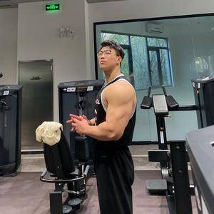 黄灿烂（乐乐不闷